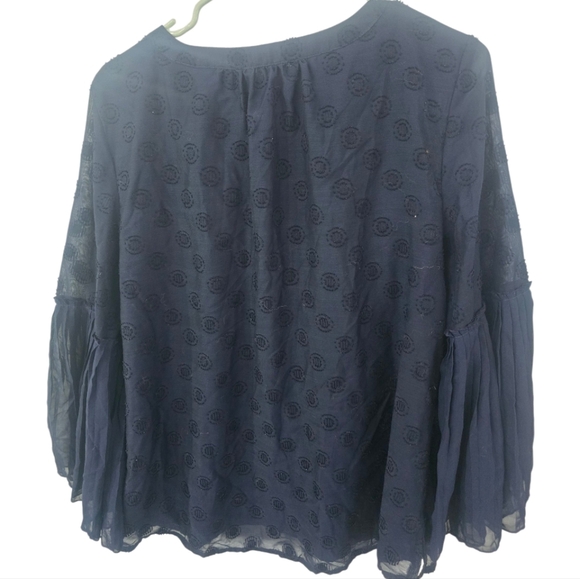 Isaac Mizrahi Deep Blue Blouse with Textured Design And Covered Buttons, Size 12 - Picture 3 of 6